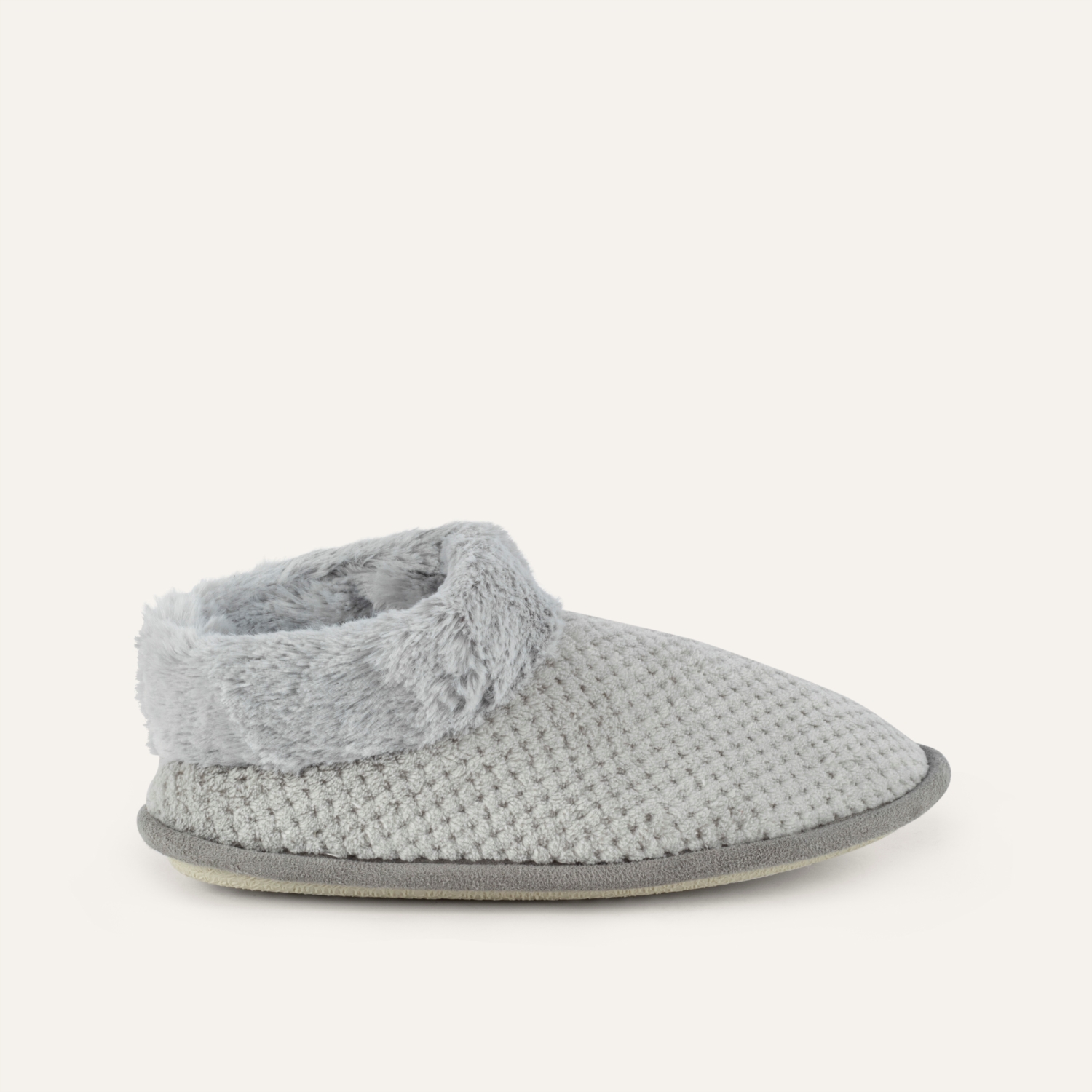 PELÜŞ EV AYAKKABISI PANDUF