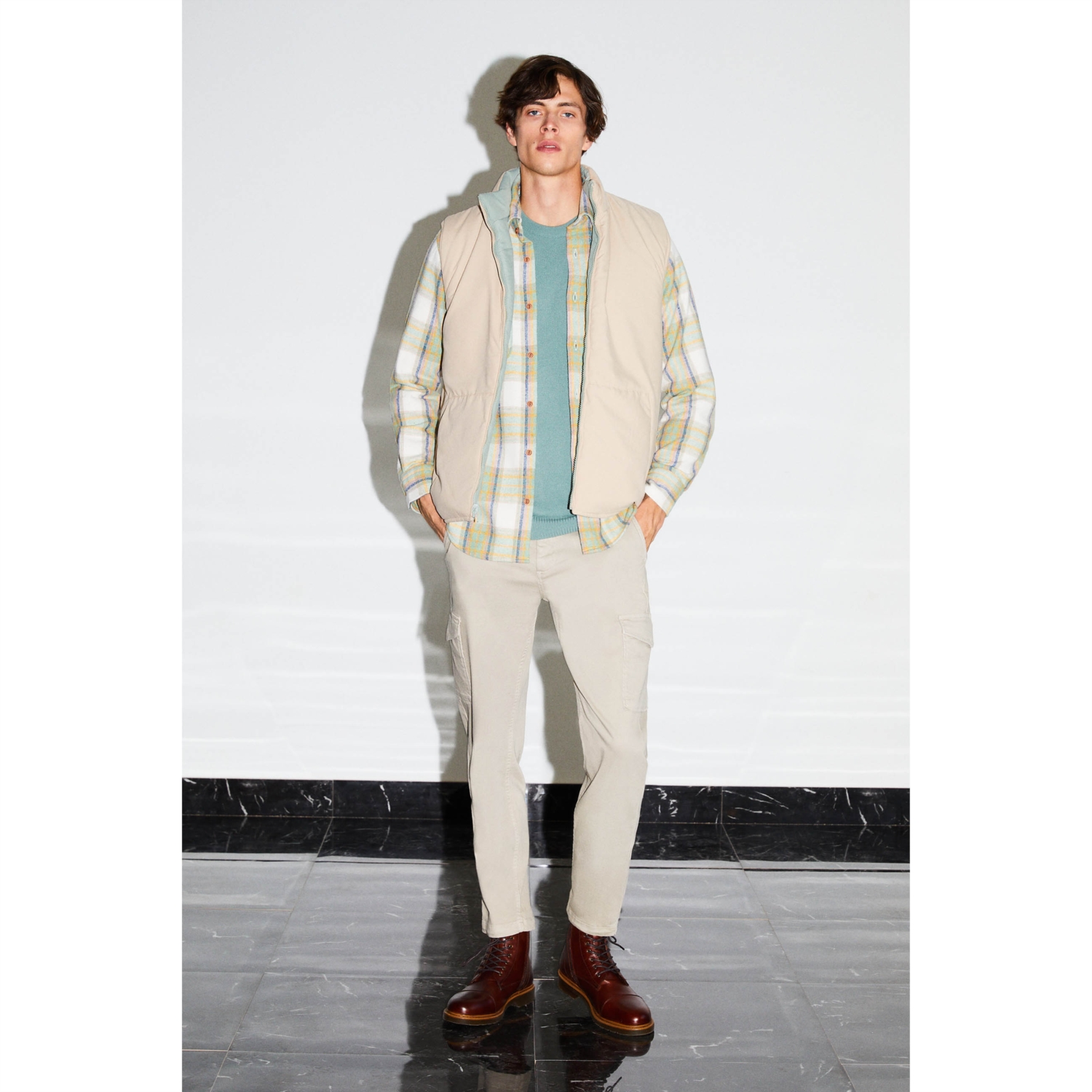 ÇİFT TARAFLI DİK YAKA ŞİŞME YELEK