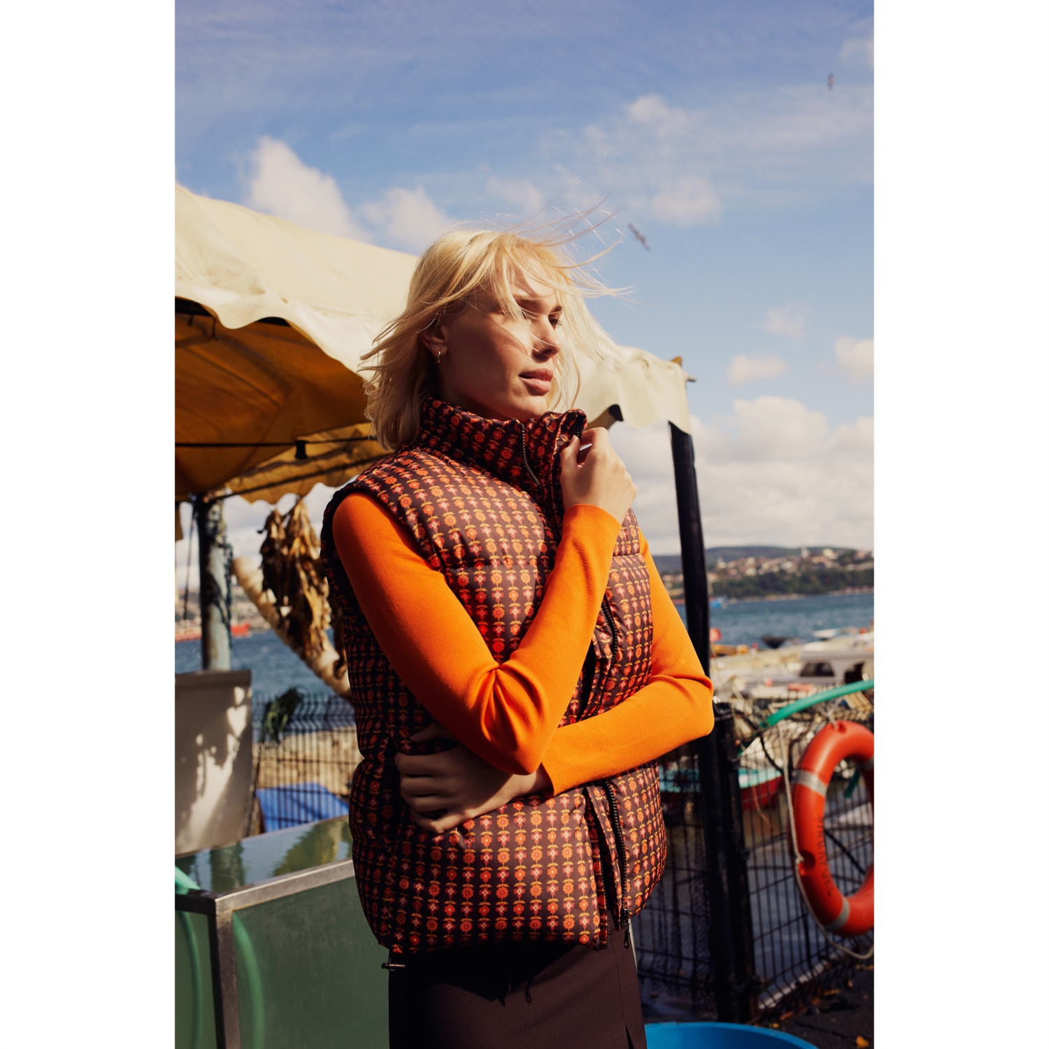 BASKILI ŞİŞME YELEK