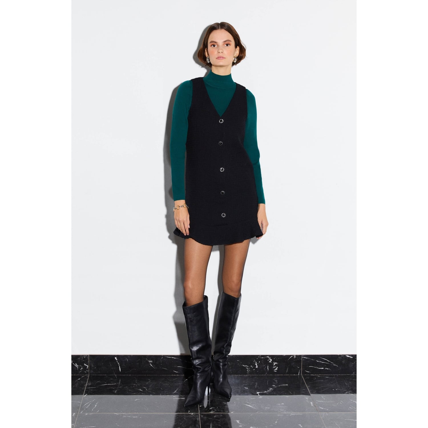 FIRFIRLI KOLSUZ A FORM MİNİ ELBİSE