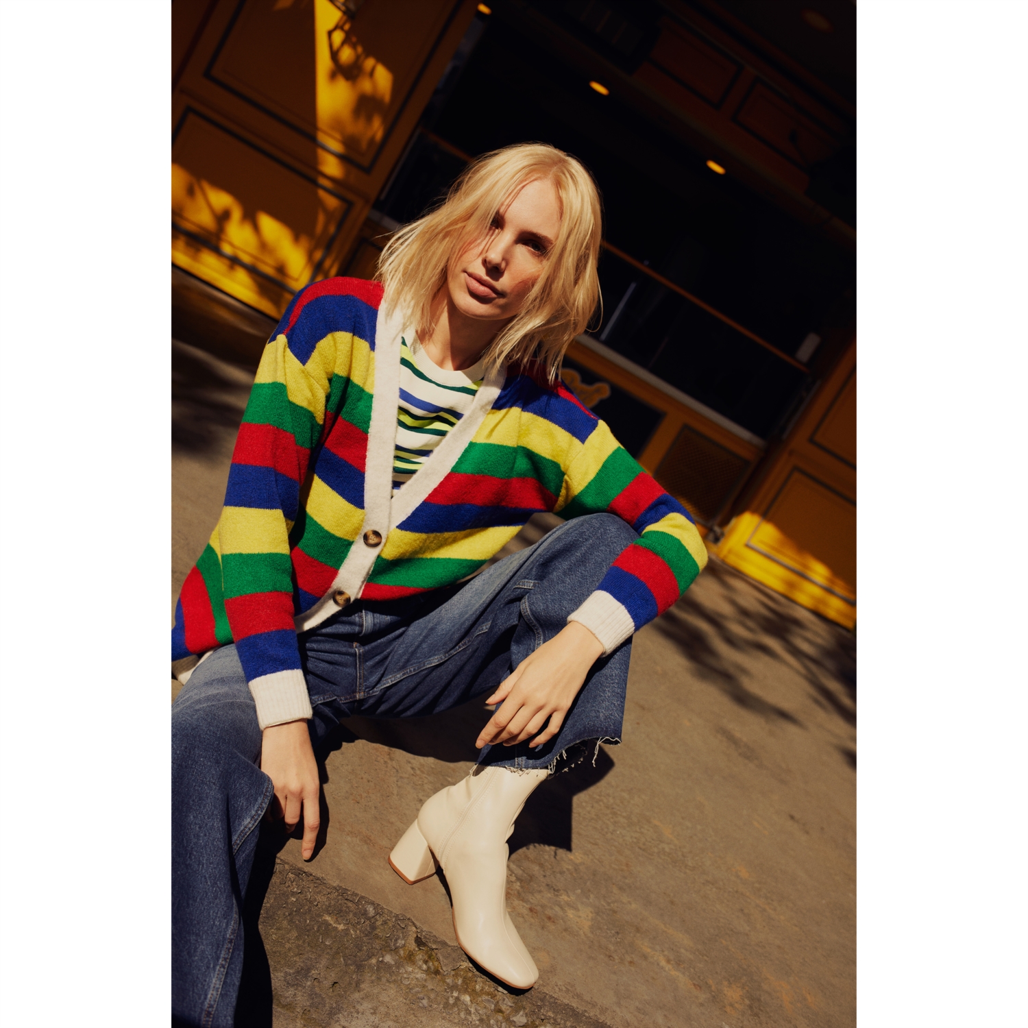 ÇİZGİLİ V YAKA TRİKO HIRKA