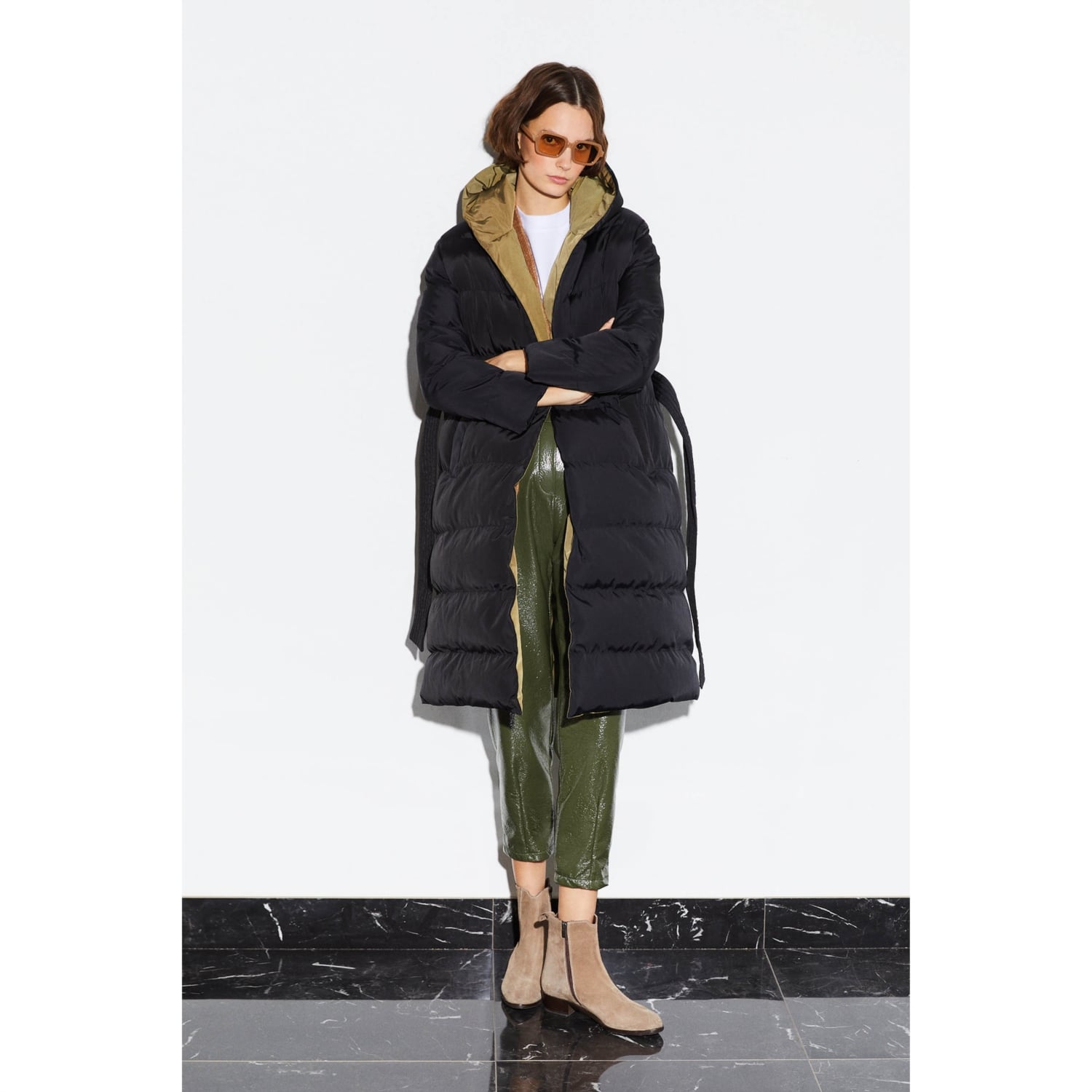 ÇİFT TARAFLI KAPİTONELİ UZUN ŞİŞME MONT