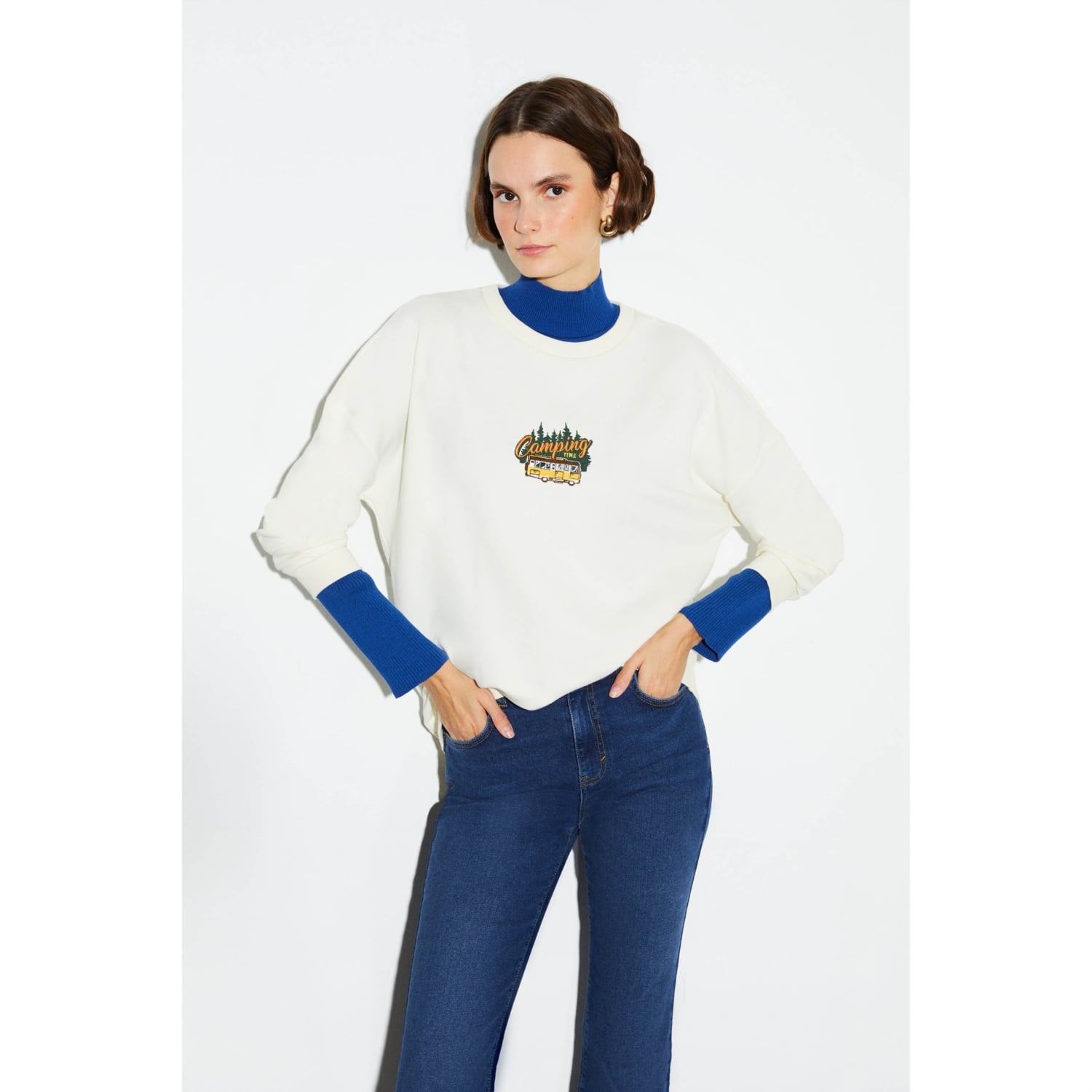 BASKILI BİSİKLET YAKA SWEATSHIRT