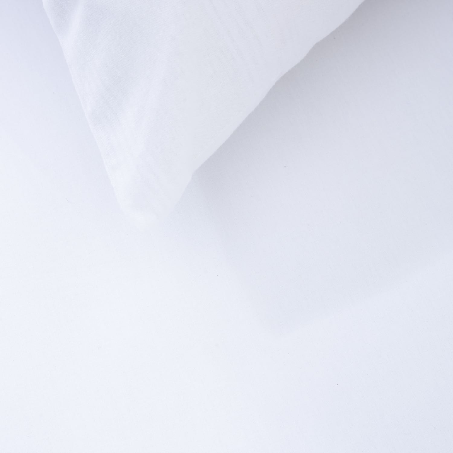 BRIE ÇİFT KİŞİLİK NEVRESİM TAKIMI BEYAZ 200X220