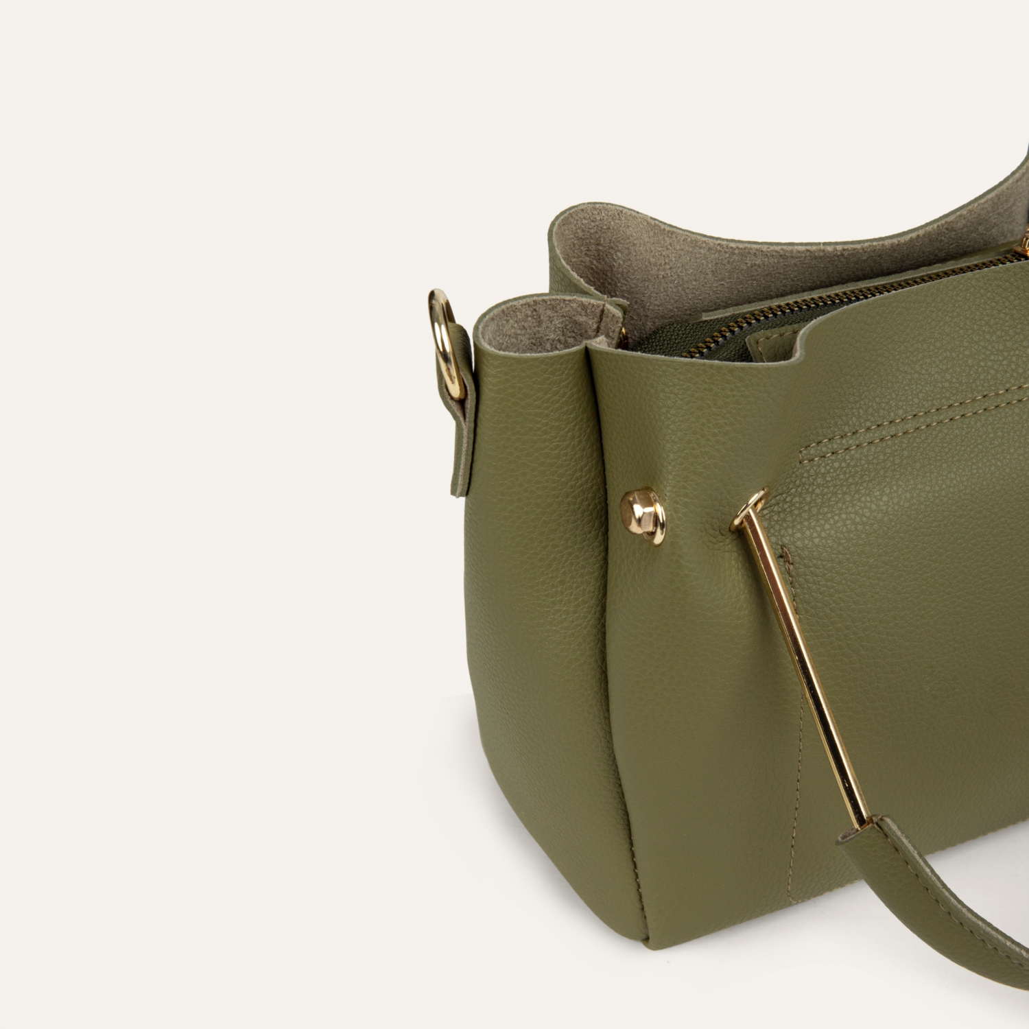 DERİ GÖRÜNÜMLÜ OMUZ ÇANTASI