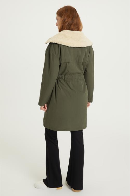  KÜRK YAKA PARKA