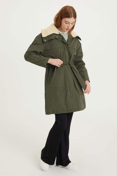  KÜRK YAKA PARKA