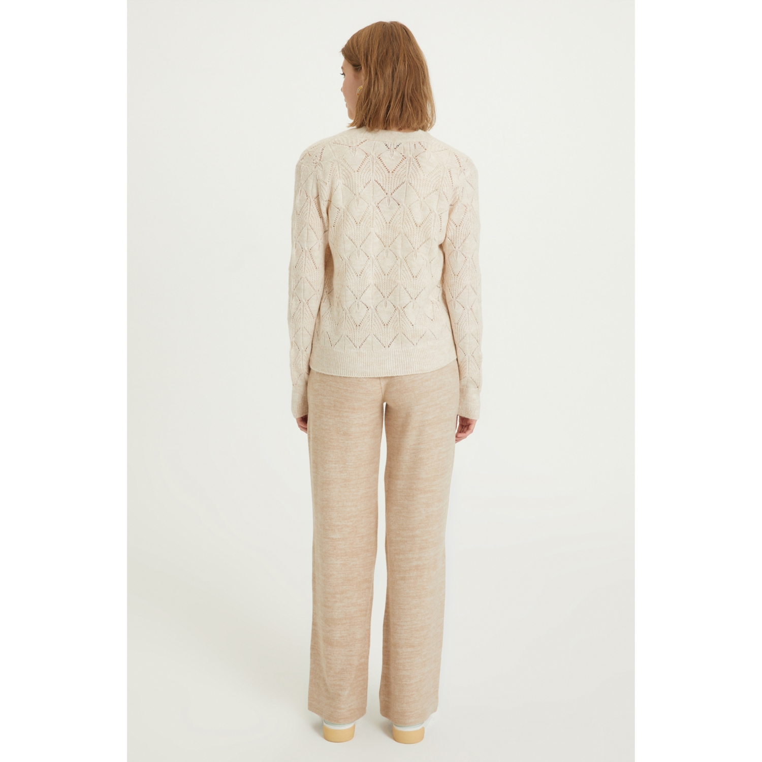 TAŞLI DÜĞME DETAYLI TRİKO HIRKA