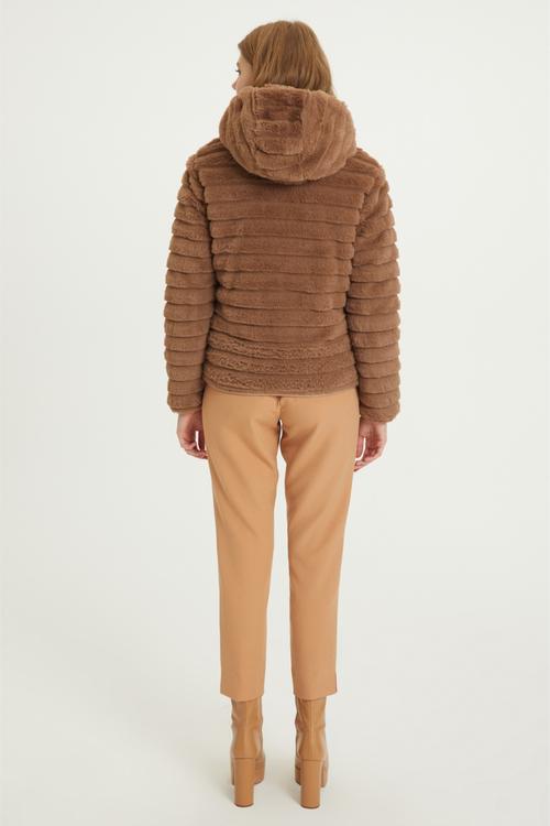  PELUŞ ÇİFT TARAFLI KAPİTONELİ MONT