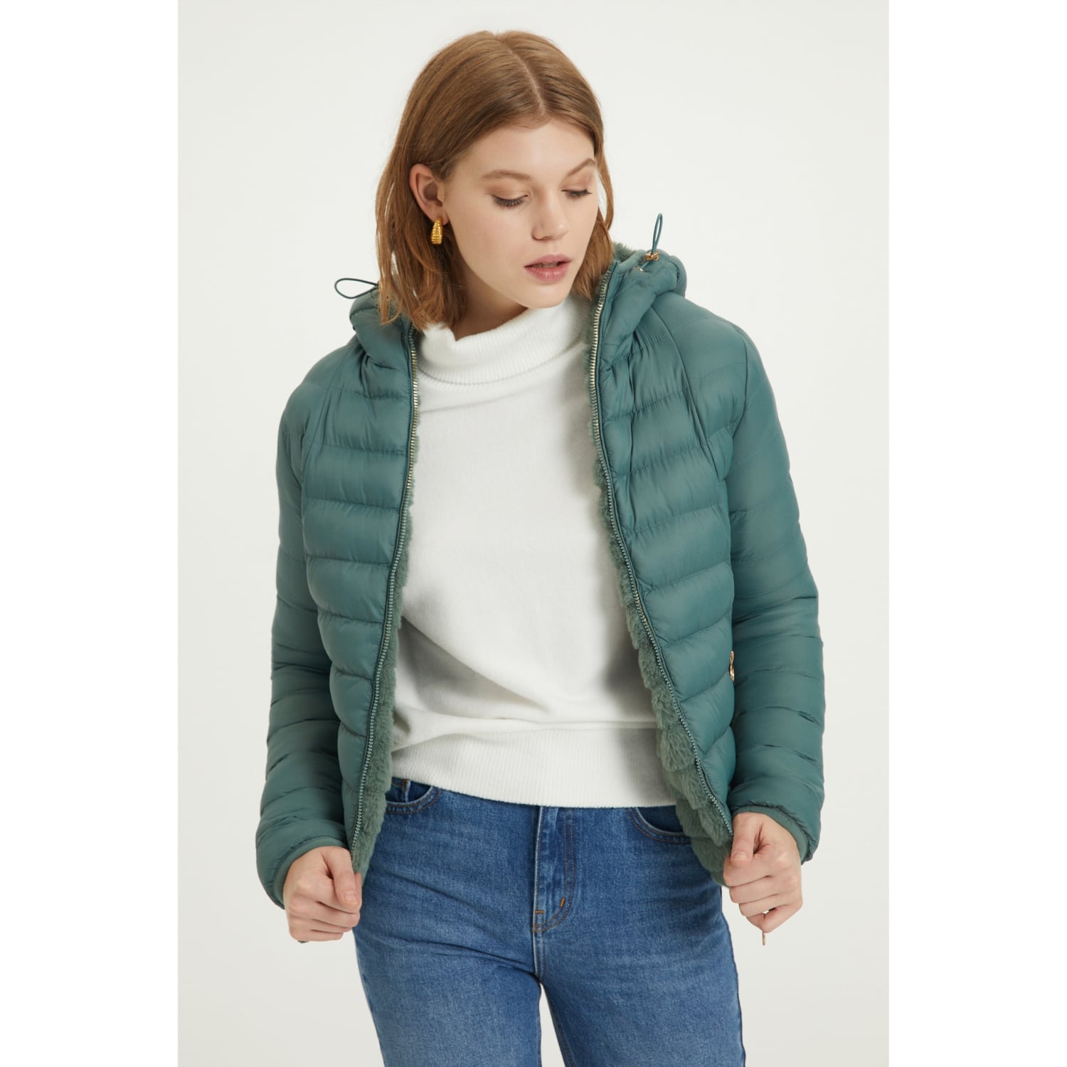 PELUŞ ÇİFT TARAFLI KAPİTONELİ MONT