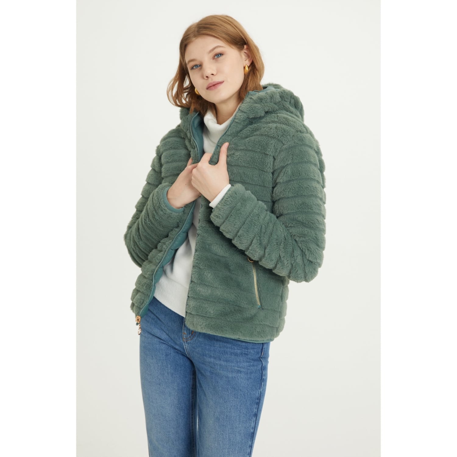 PELUŞ ÇİFT TARAFLI KAPİTONELİ MONT