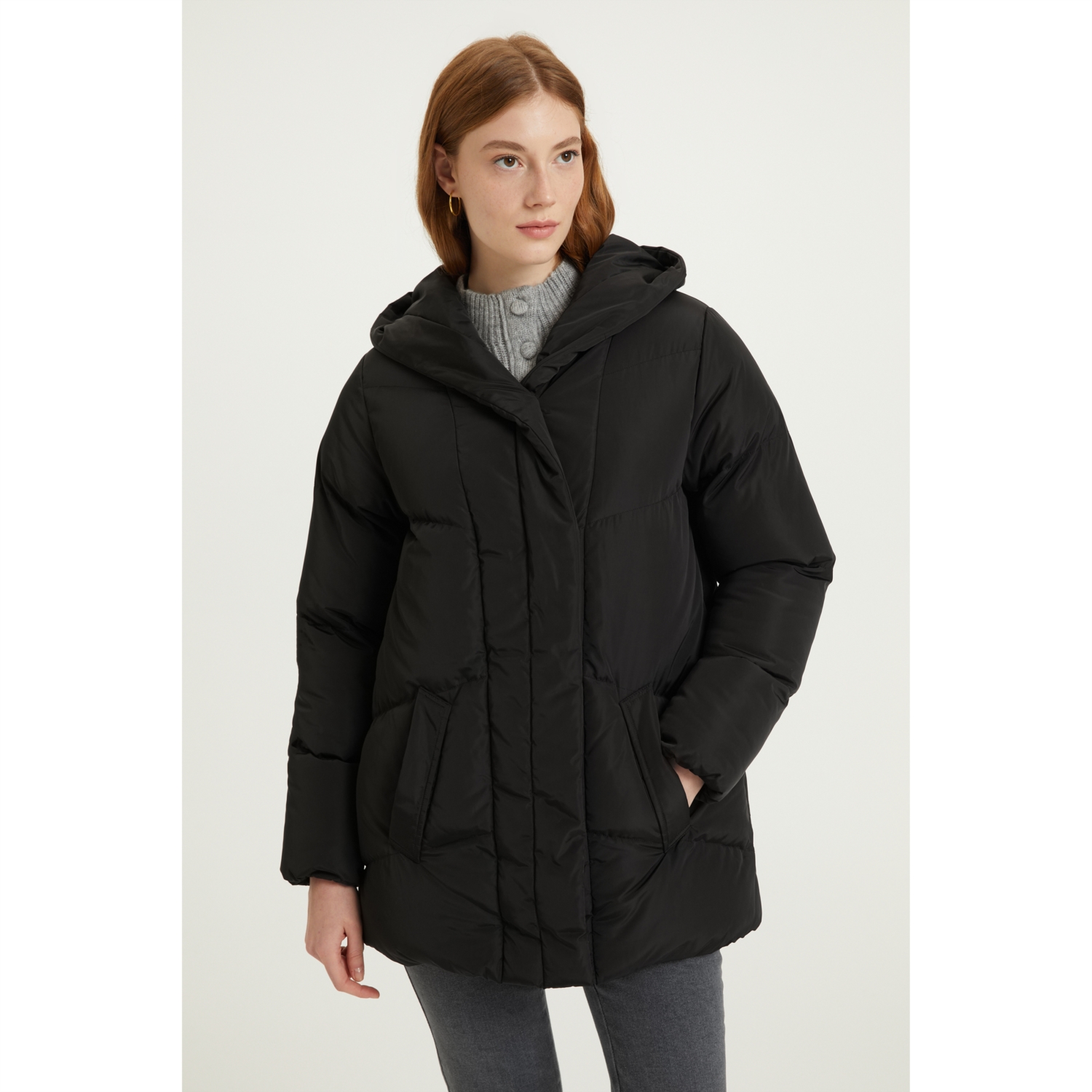 KAPÜŞONLU KAPİTONELİ MONT