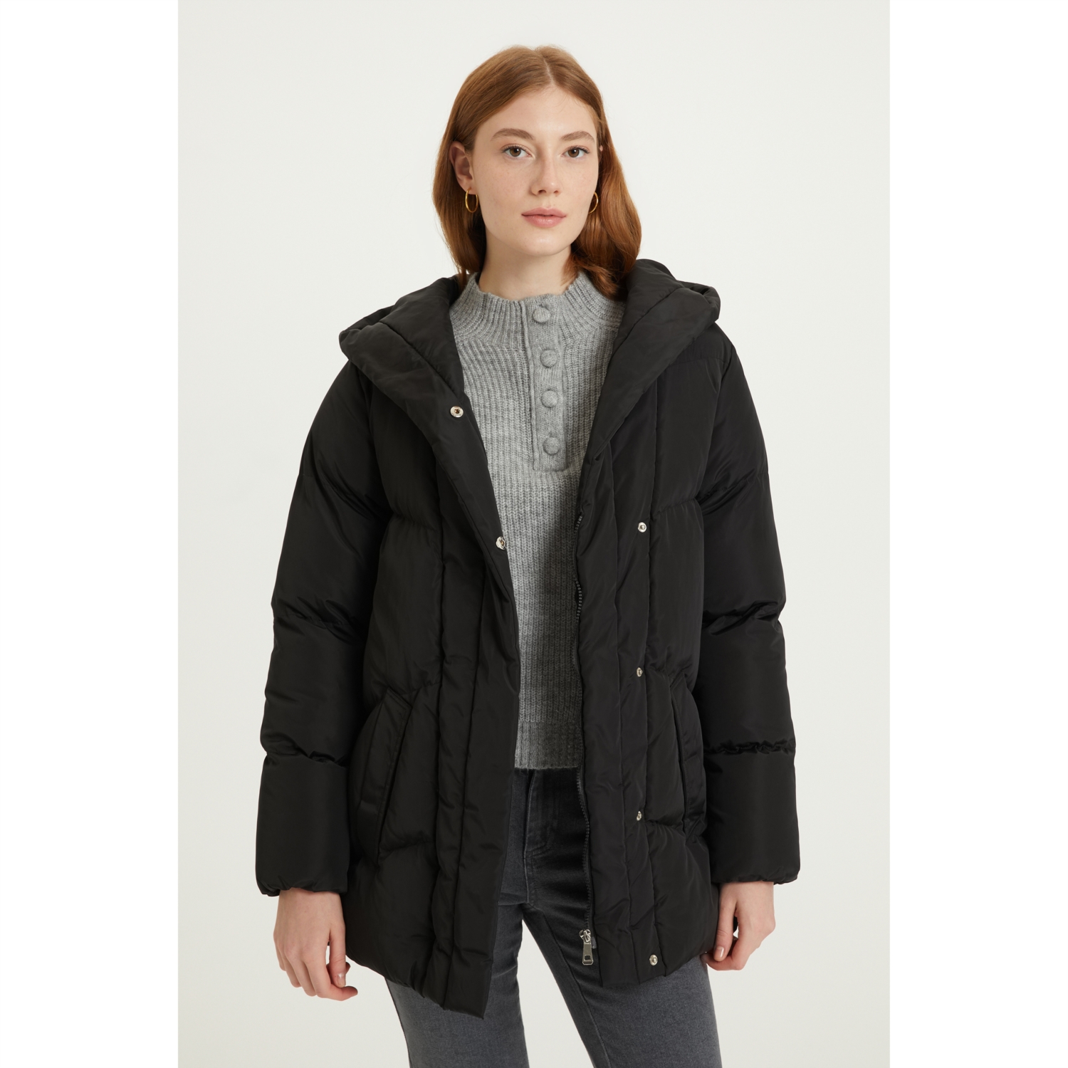 KAPÜŞONLU KAPİTONELİ MONT