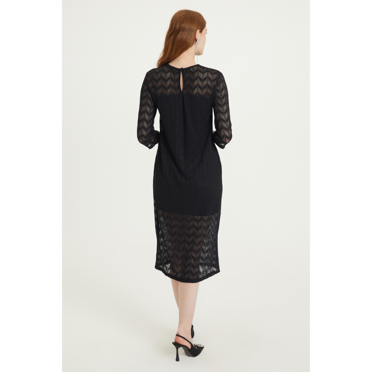 DANTELLİ DÜZ KESİM MİDİ ELBİSE