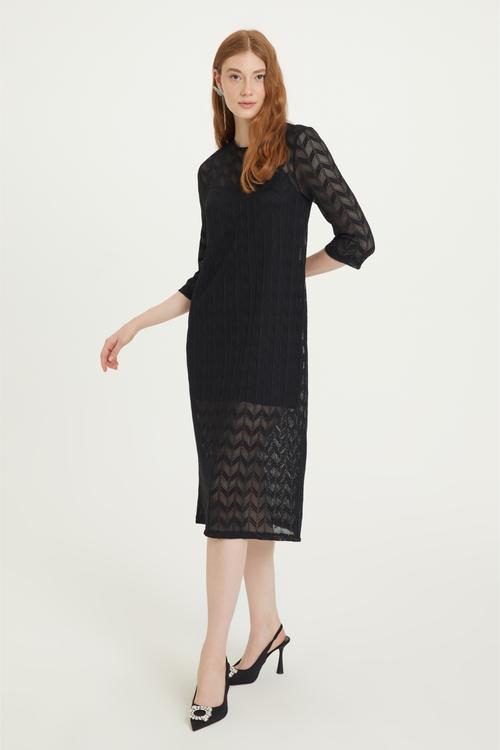  DANTELLİ DÜZ KESİM MİDİ ELBİSE