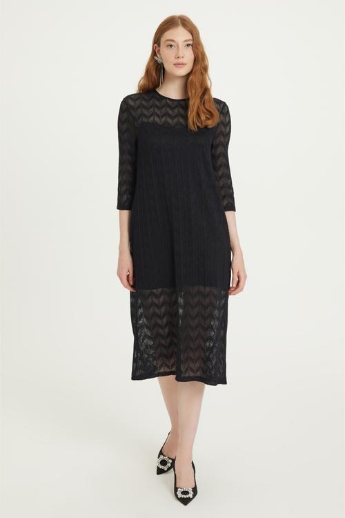  DANTELLİ DÜZ KESİM MİDİ ELBİSE