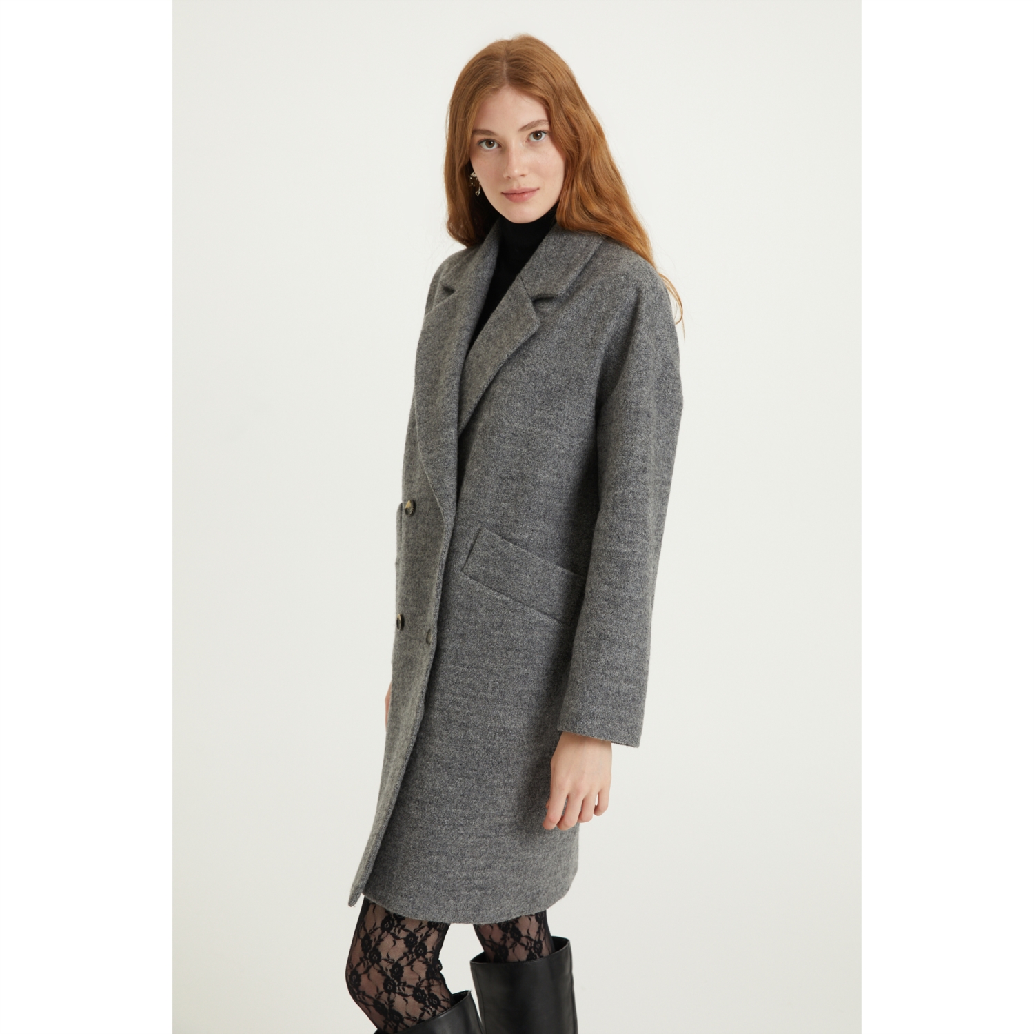 DÜĞMELİ KAŞE PALTO