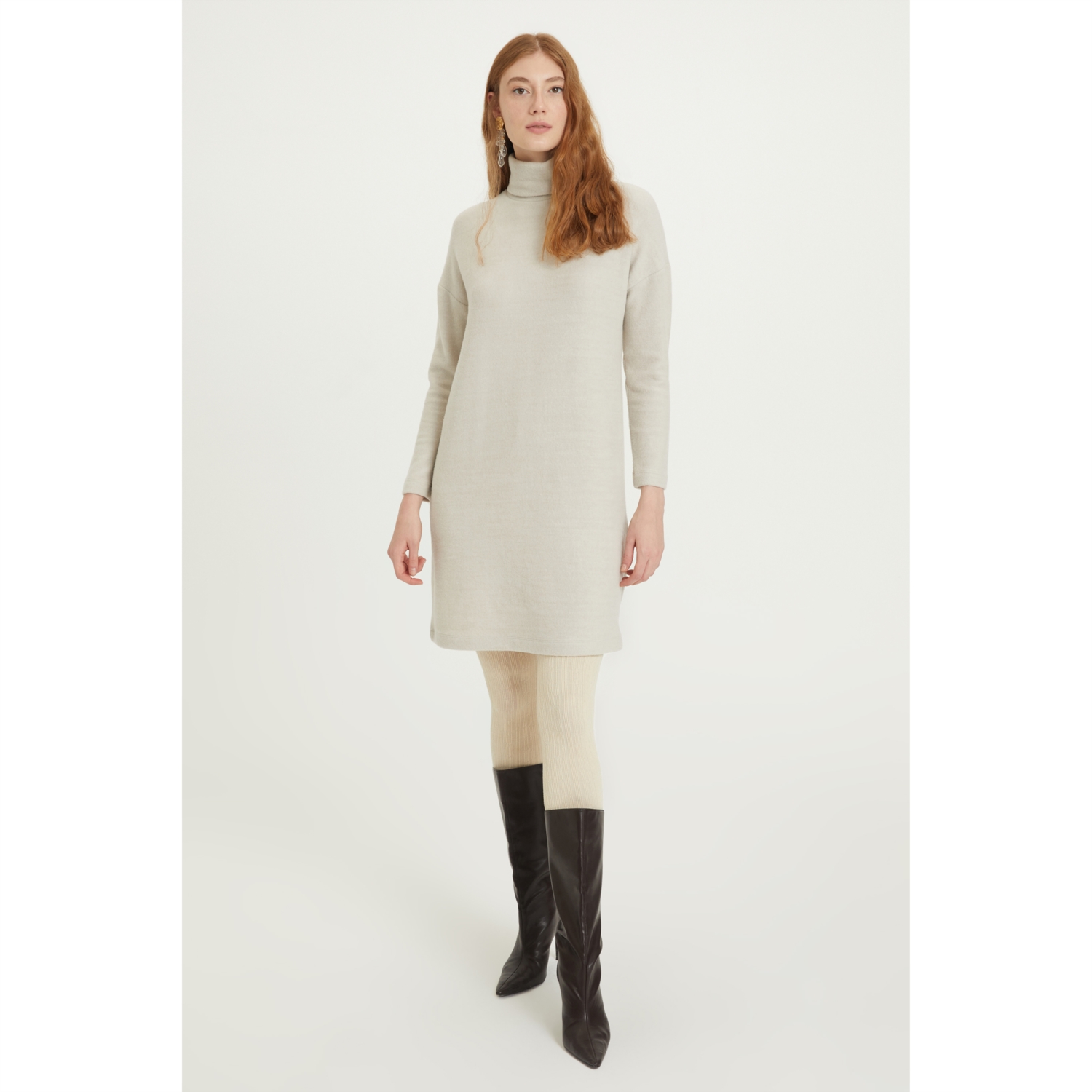 BALIKÇI YAKA DÜZ KESİM MİNİ TRİKO ELBİSE