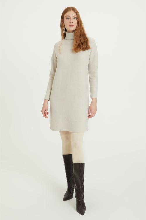  BALIKÇI YAKA DÜZ KESİM MİNİ TRİKO ELBİSE