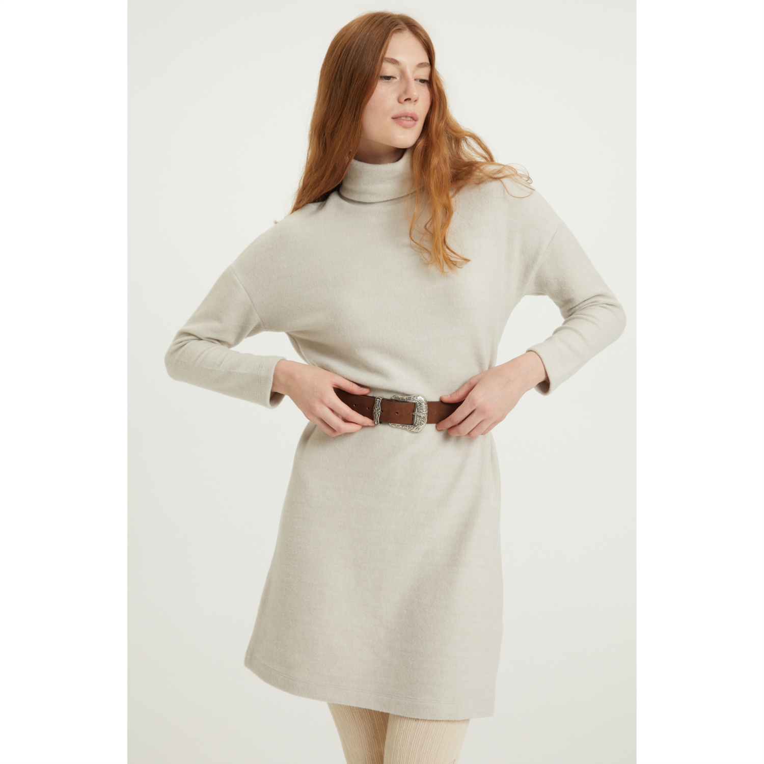 BALIKÇI YAKA DÜZ KESİM MİNİ TRİKO ELBİSE