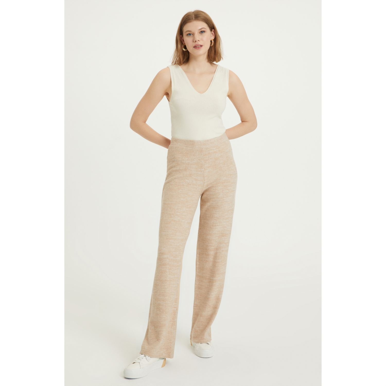 VİSKON KARIŞIMLI GENİŞ PAÇA ÖRME PANTOLON