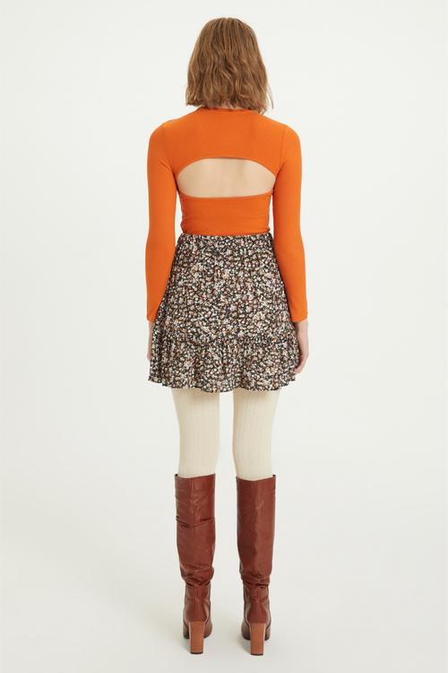  ÇİÇEK DESENLİ FIRFIRLI MİNİ ETEK