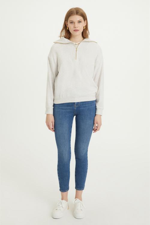  FERMUARLI V YAKA TRİKO KAZAK