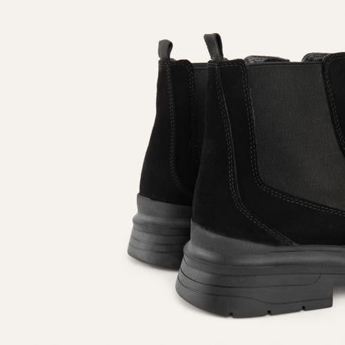 HAKİKİ DERİ CHELSEA  BOT