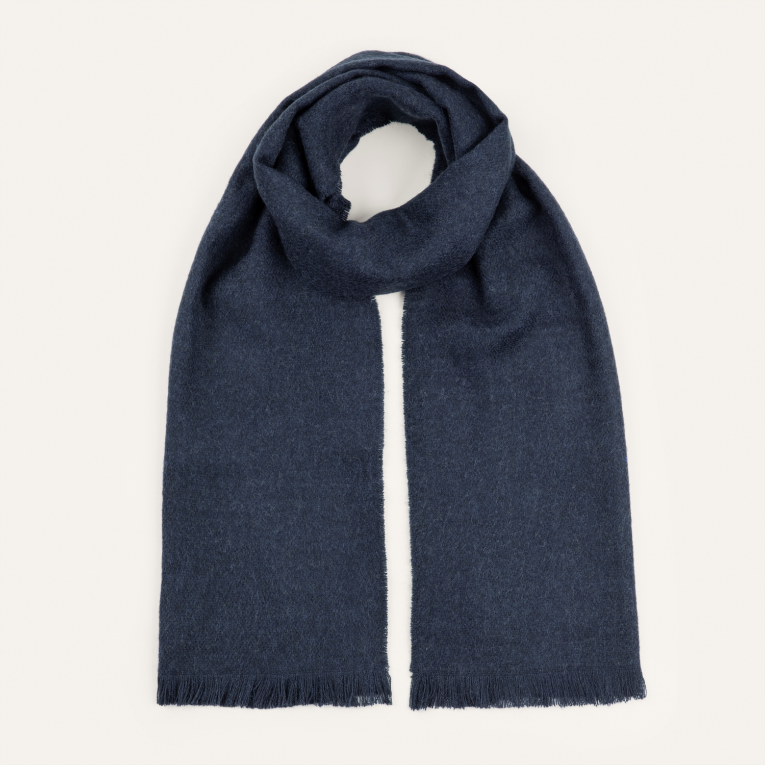 YUMUŞAK DOKULU ATKI