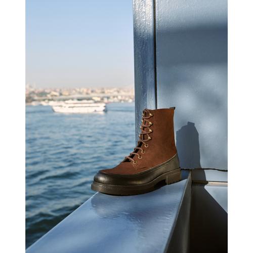  BAĞCIKLI FERMUAR DETAYLI DERİ BOT