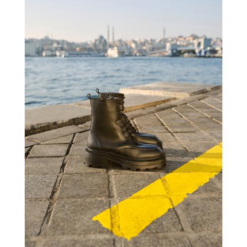  KALIN TOPUKLU DERİ GÖRÜNÜMLÜ BOT