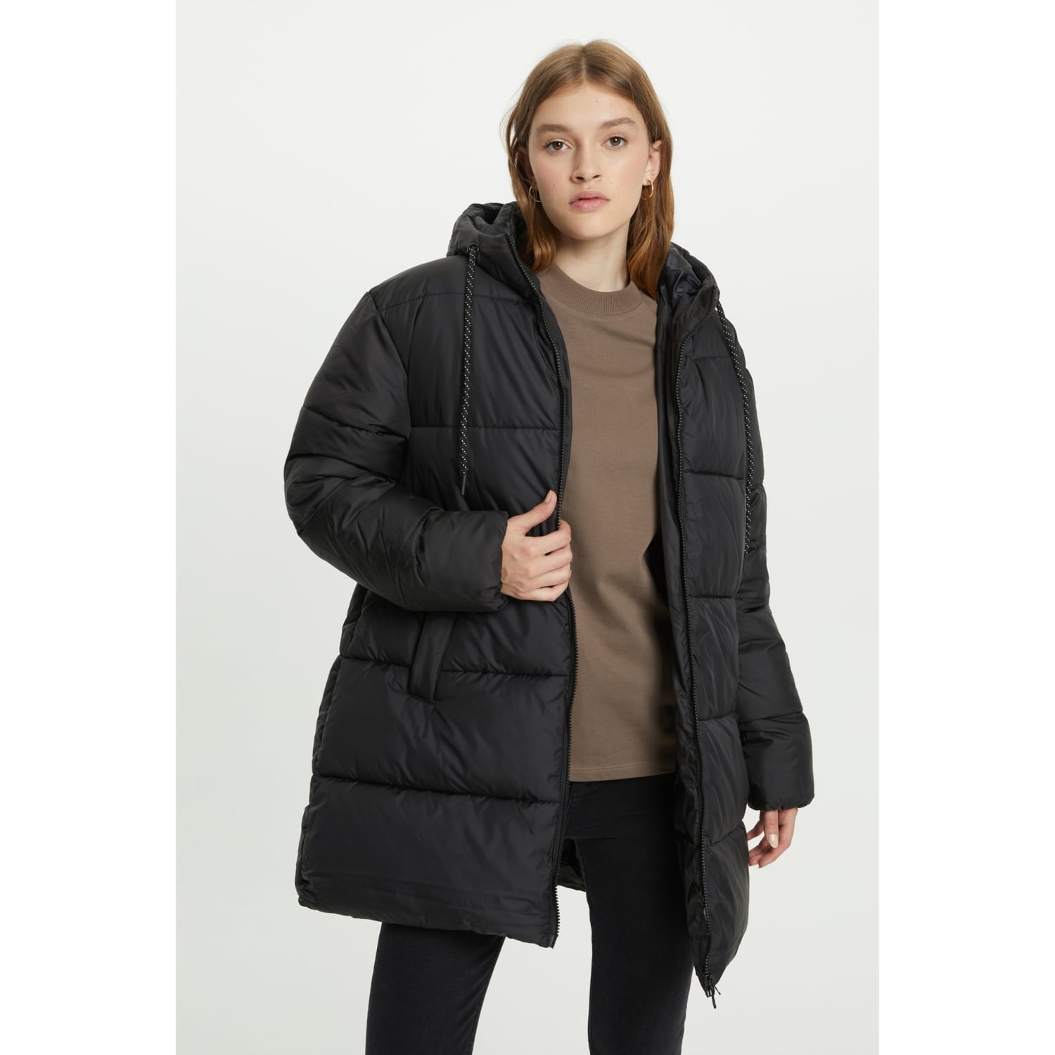 KAPÜŞONLU KAPİTONELİ ŞİŞME MONT