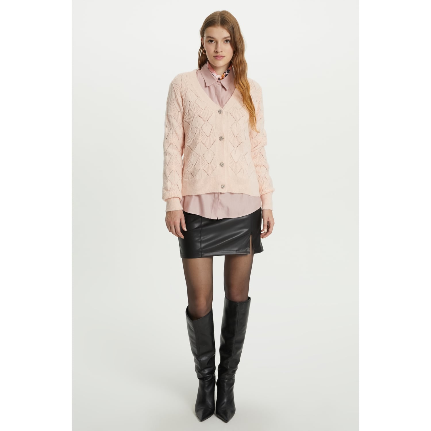 TAŞLI DÜĞME DETAYLI TRİKO HIRKA