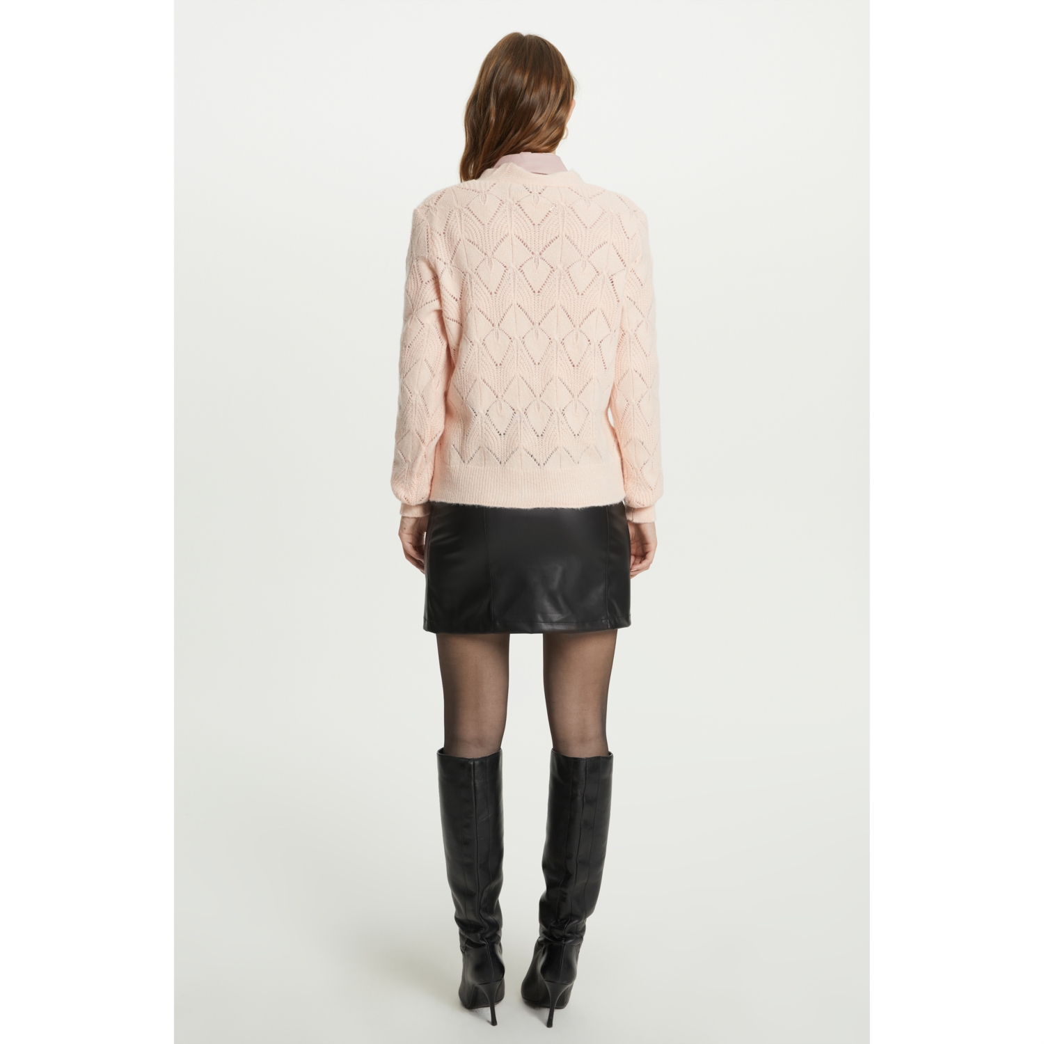 TAŞLI DÜĞME DETAYLI TRİKO HIRKA