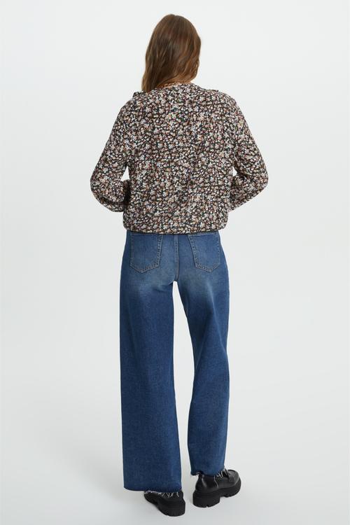  ÇİÇEK DESENLİ DÜĞMELİ BLUZ