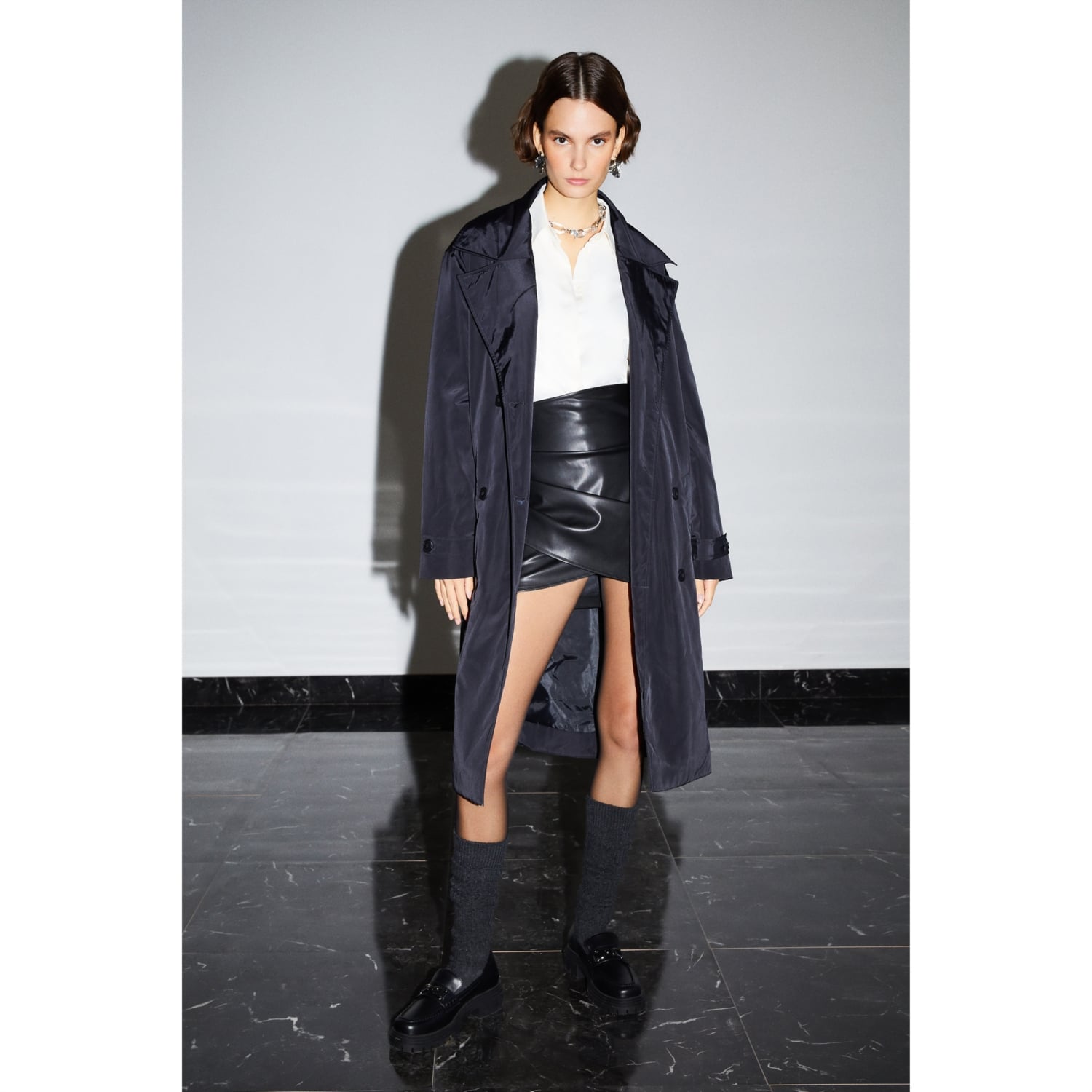 BELİ KUŞAKLI TRENÇKOT