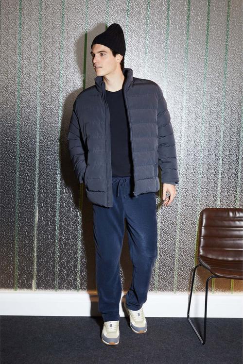  DİK YAKA ŞİŞME MONT