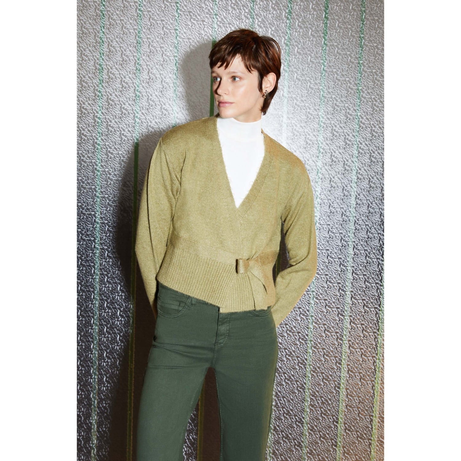 BAĞLAMA DETAYLI KRUVAZE TRİKO HIRKA