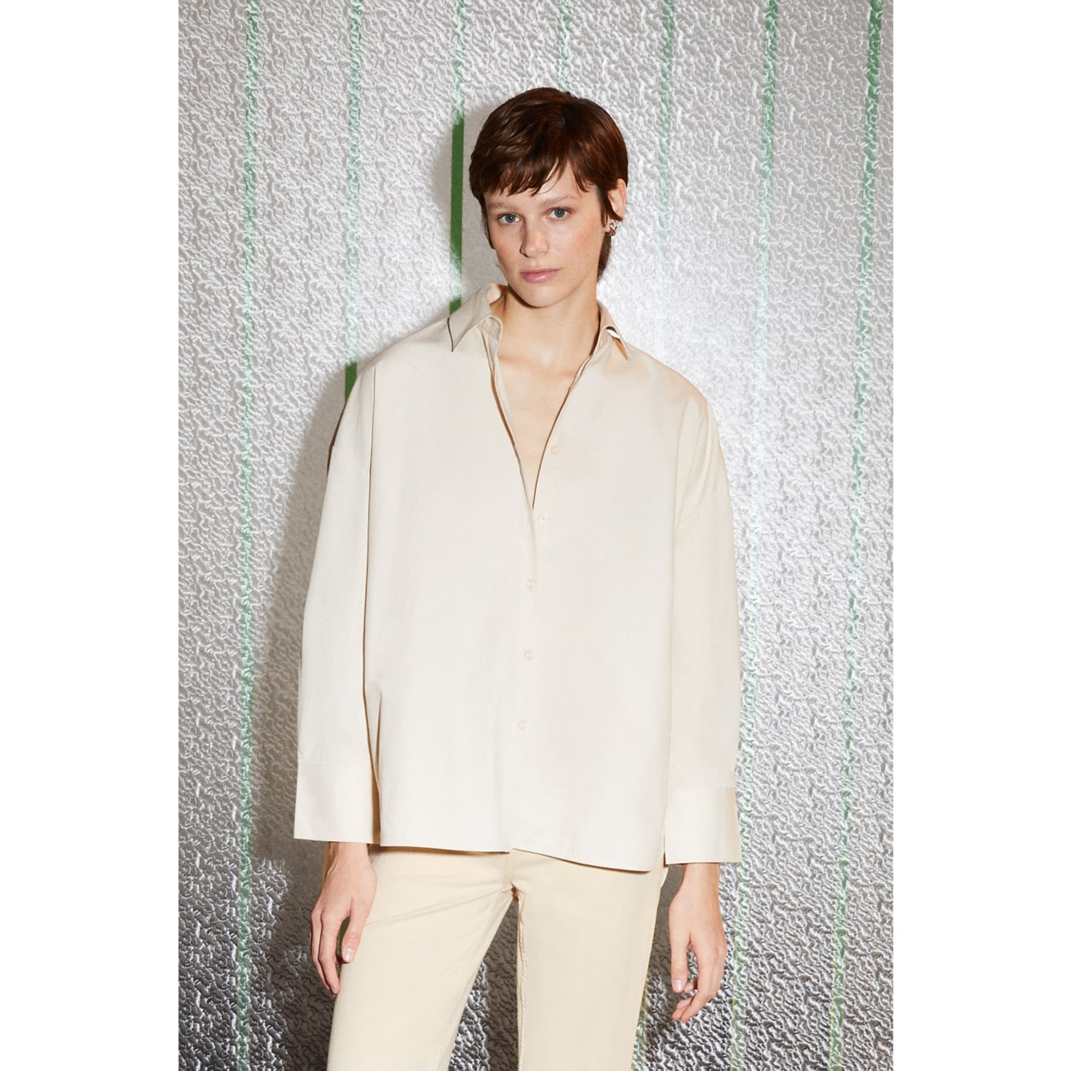 RAHAT KESİM BASIC GÖMLEK