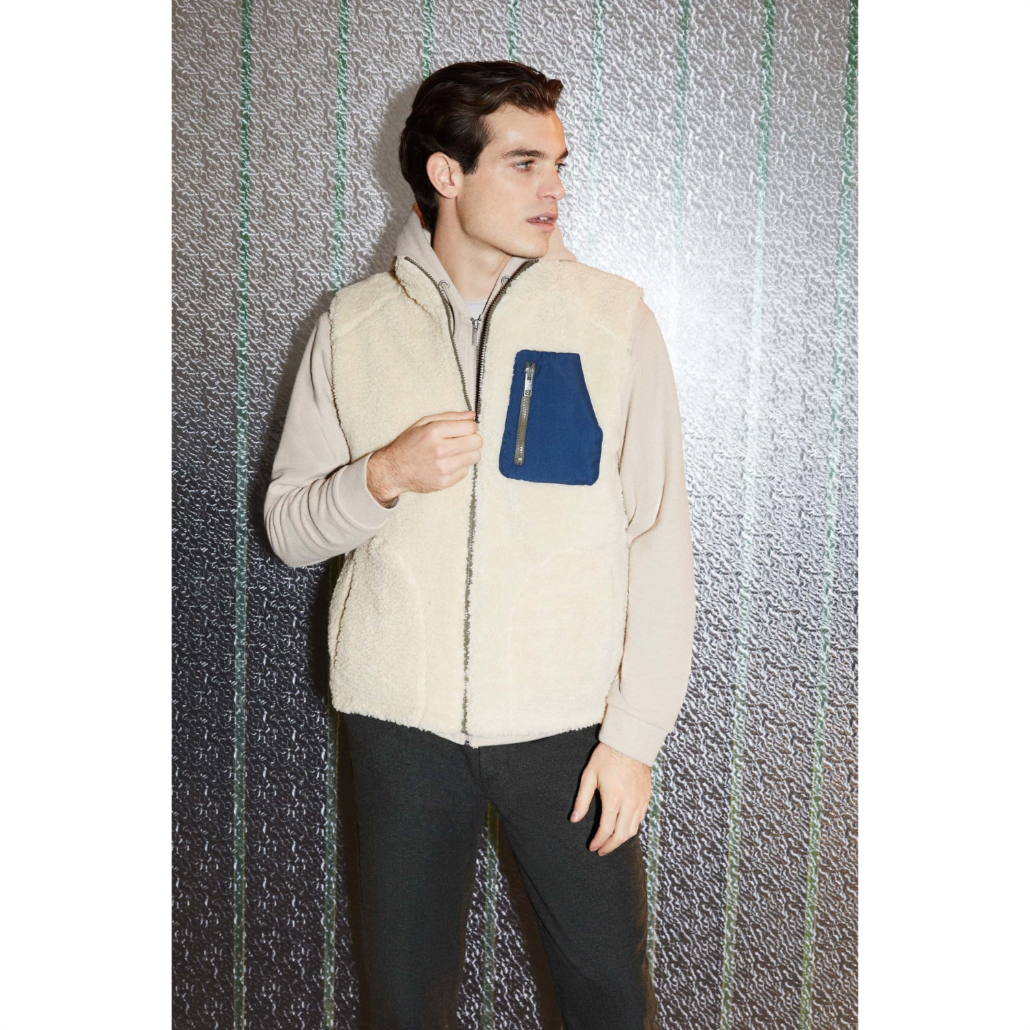 ÇİFT TARAFLI DİK YAKA YELEK