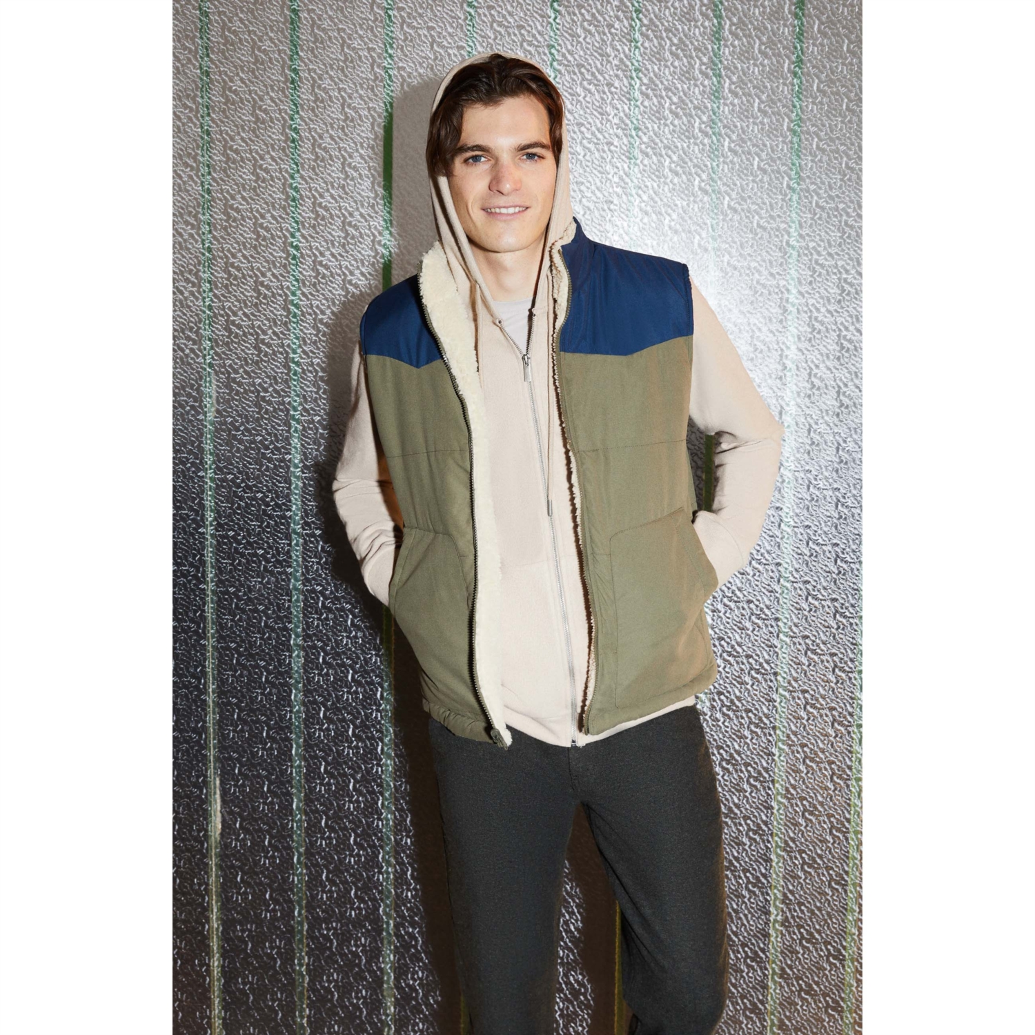 ÇİFT TARAFLI DİK YAKA YELEK