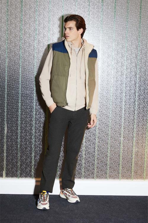  ÇİFT TARAFLI DİK YAKA YELEK