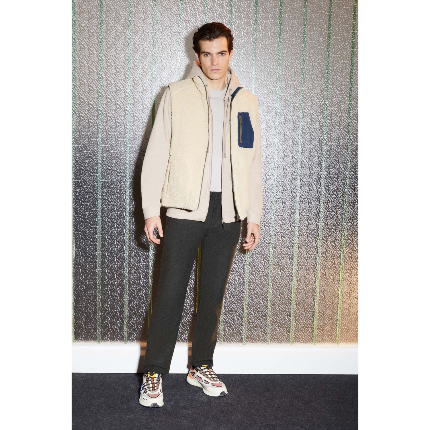 ÇİFT TARAFLI DİK YAKA YELEK