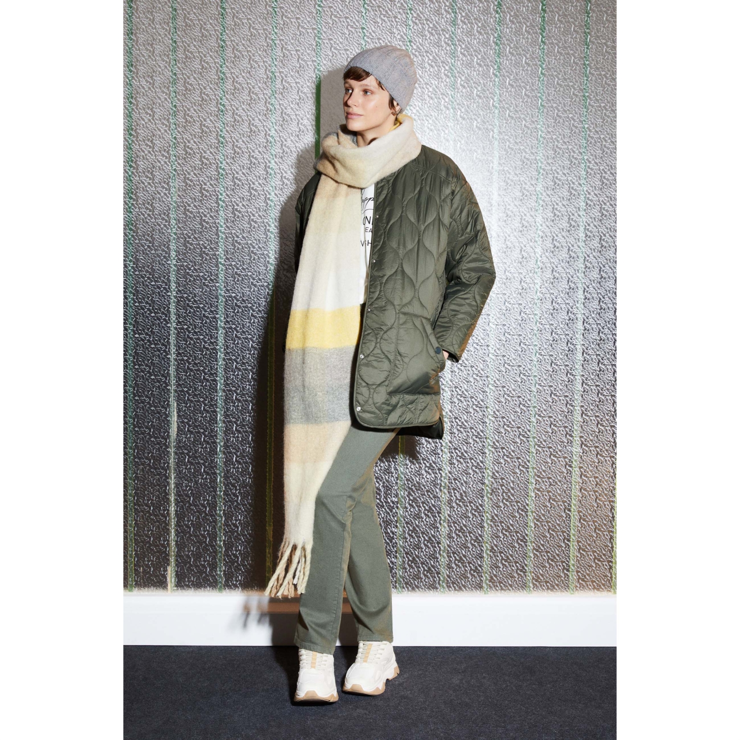 KAPİTONELİ MONT CEKET