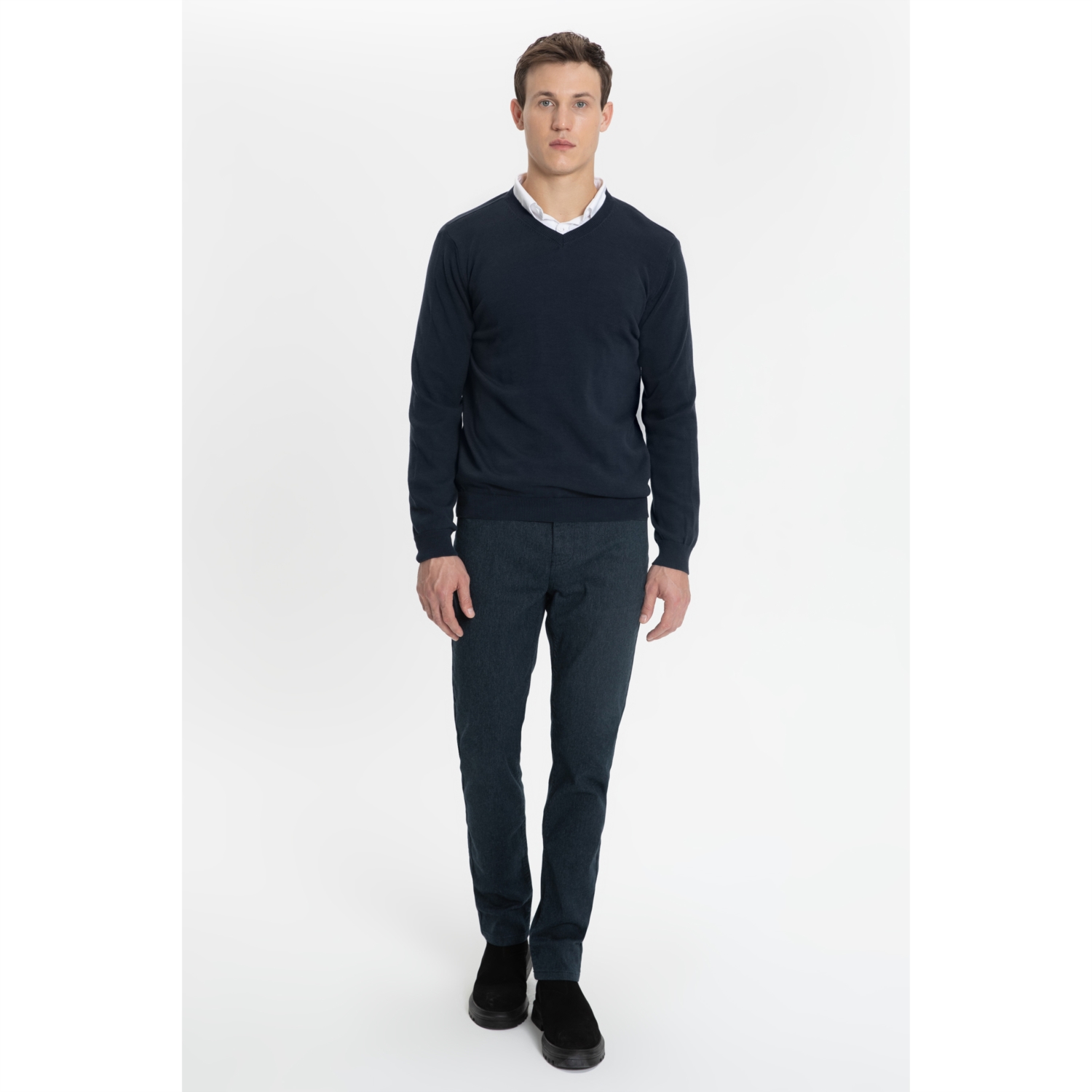 PAMUKLU V YAKA TRİKO KAZAK