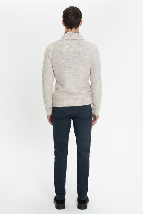  JAKARLI ŞAL YAKA TRİKO HIRKA