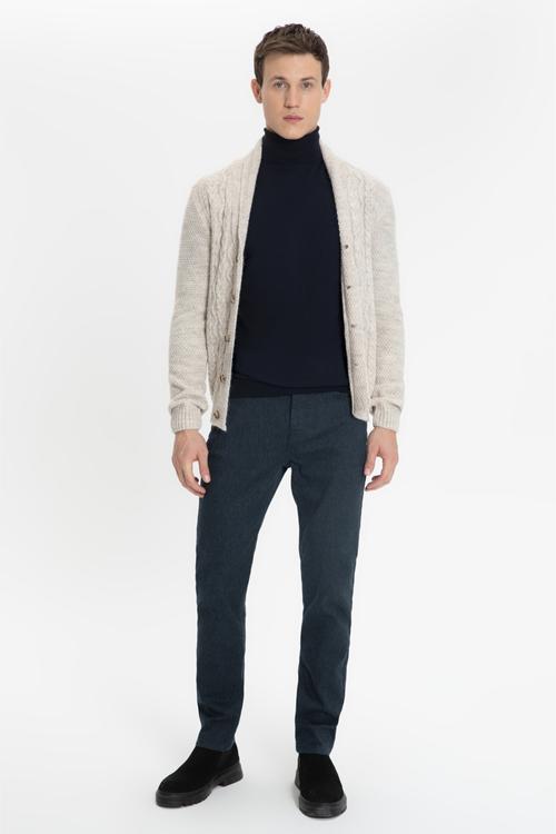  JAKARLI ŞAL YAKA TRİKO HIRKA