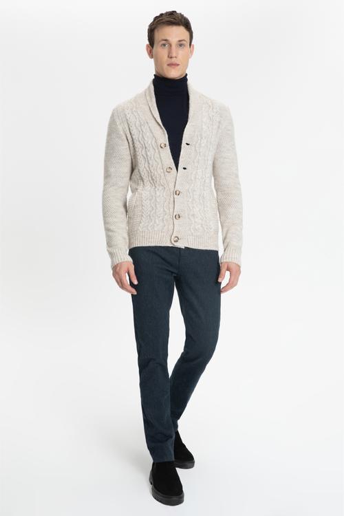  JAKARLI ŞAL YAKA TRİKO HIRKA