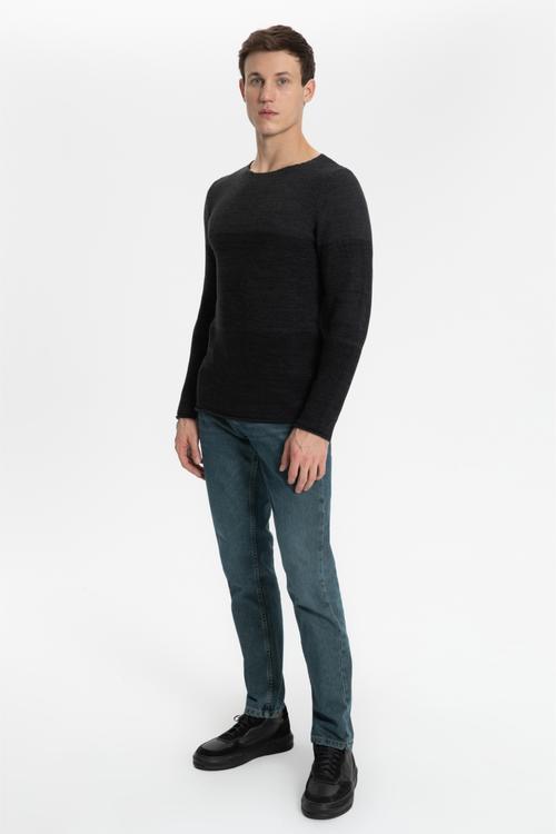  DOKULU BİSİKLET YAKA TRİKO KAZAK