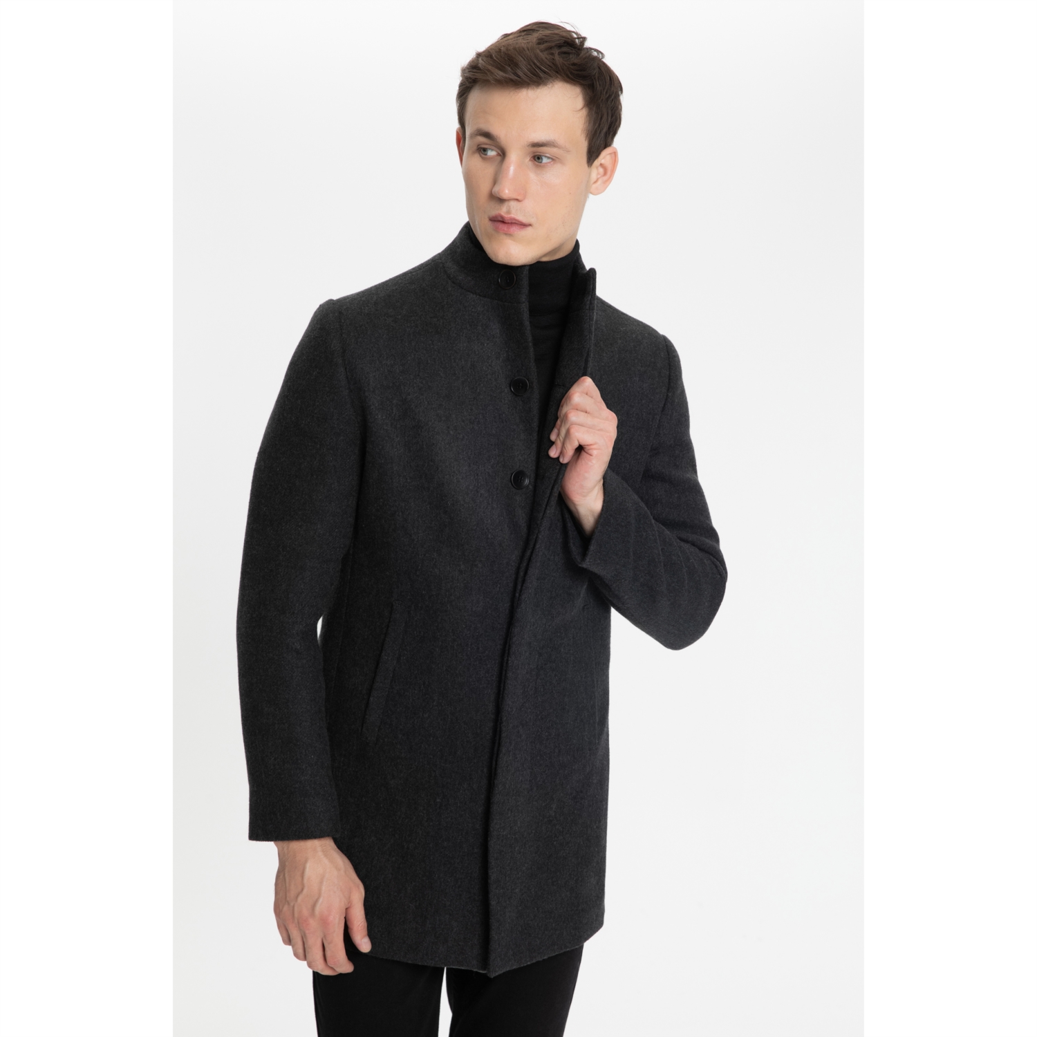 YÜN KARIŞIMLI DİK YAKA KAŞE KABAN